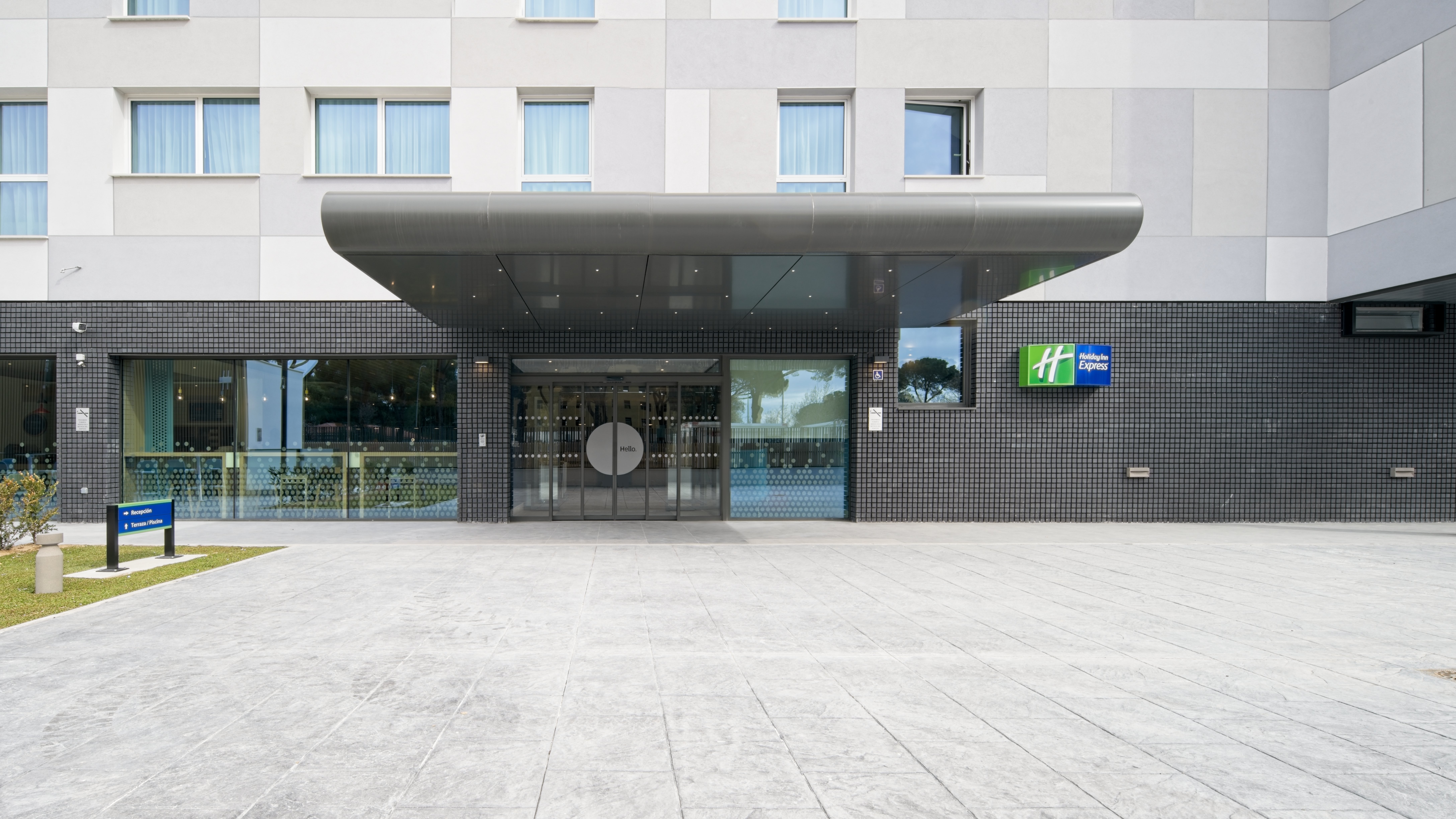 holiday inn express madrid airport an ihg hotel