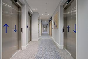 holiday inn express madrid airport an ihg hotel