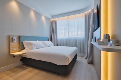 holiday inn express madrid airport an ihg hotel