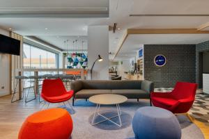 Holiday Inn Express Madrid Airport, An Ihg Hotel,,2.5 star