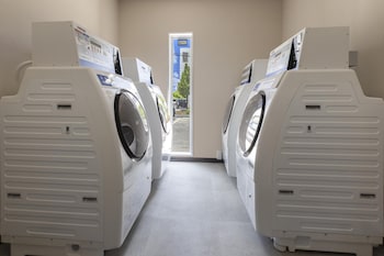 mr kinjo inn shimozatominami