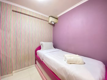cozy 2br apartment at gateway ahmad yani cicadas