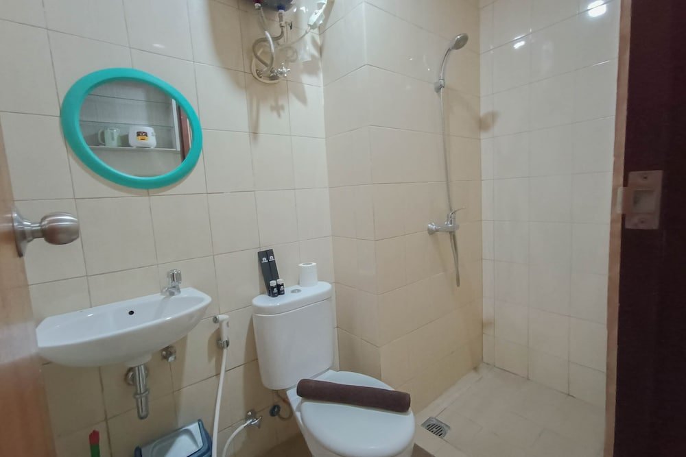 relax studio at vida view makassar apartment