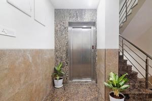 super oyo townhouse 1033 ameerpet