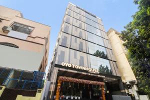 super oyo townhouse 1033 ameerpet