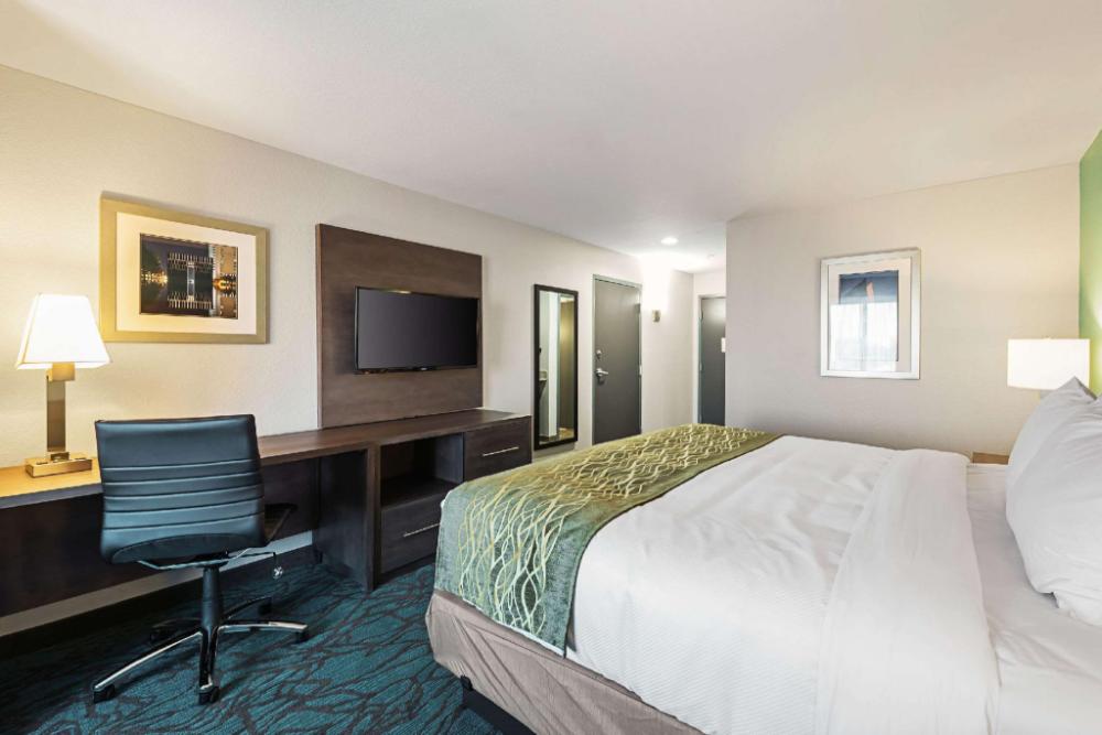 comfort inn and suites oklahoma city near bricktown