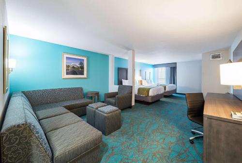 comfort inn and suites oklahoma city near bricktown