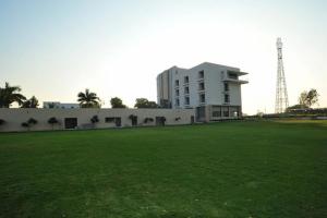 Krsna Lila By The Blues Hotels,Near Tapovan Circle,2 star