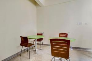hotel o manyata palace