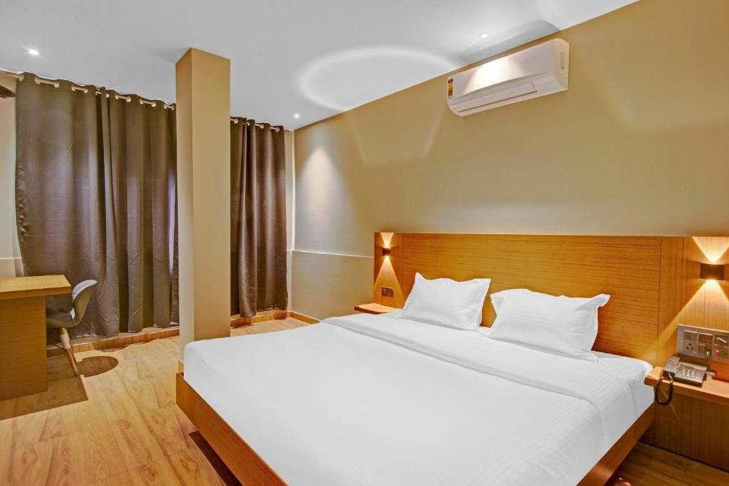 Capital O Penthouse,India>>Guwahati,3 star
