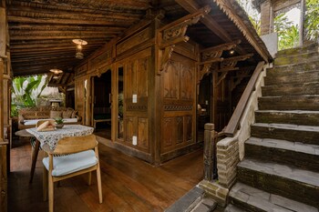 bubu mesari ubud villa
