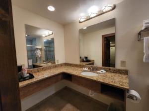 the inn at shady lawn