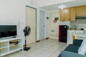 fancy and nice 2br apartment at m town residence