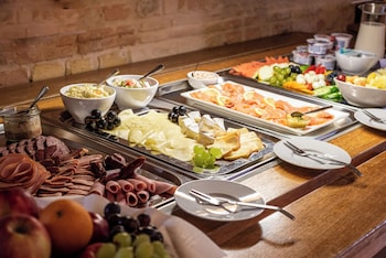 storchenhof blumenow