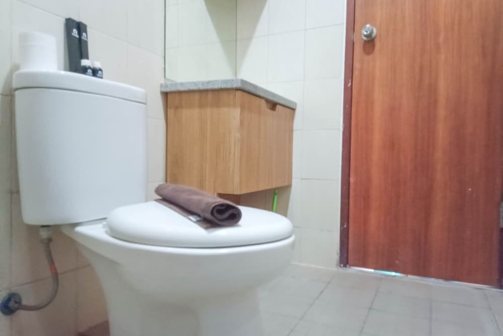 Nice And Homey 2Br At Vida View Makasar Apartment,,0 star