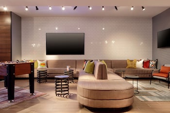 moxy richmond downtown