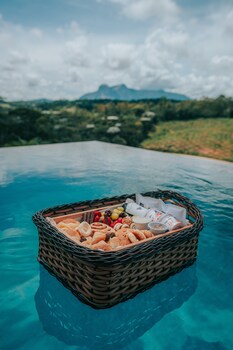 chales vale das pedras