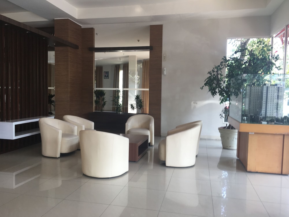 cozy 2br apartment at pinewood jatinangor