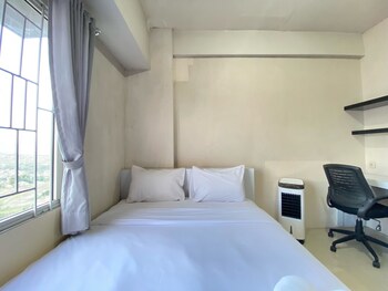 cozy 2br apartment at pinewood jatinangor