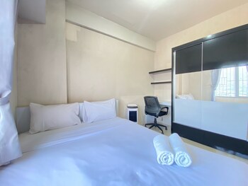 cozy 2br apartment at pinewood jatinangor