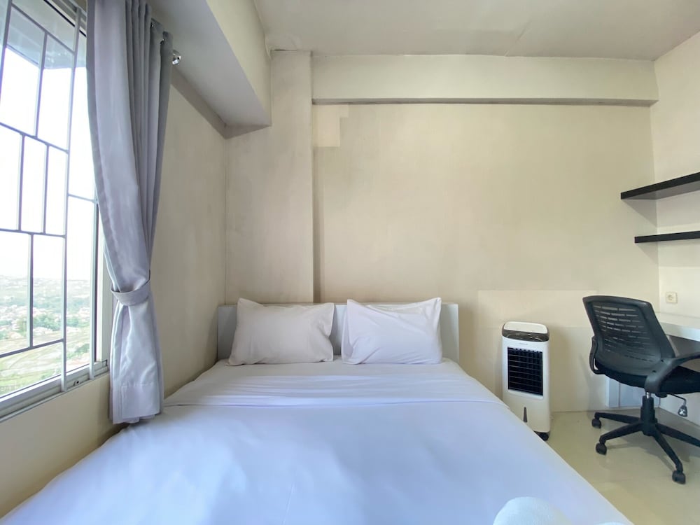 cozy 2br apartment at pinewood jatinangor