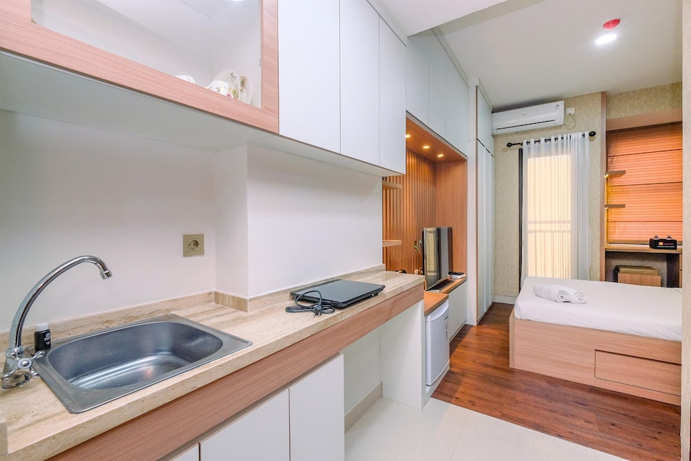 cozy studio at transpark cibubur apartment