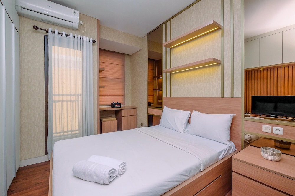 cozy studio at transpark cibubur apartment