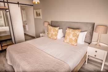 the corner house la nnexe