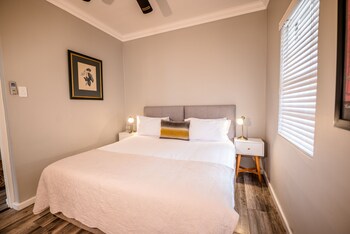 the corner house la nnexe