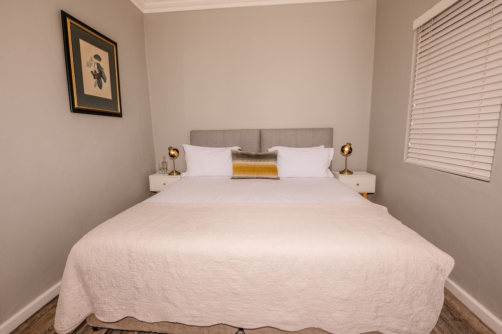 the corner house la nnexe