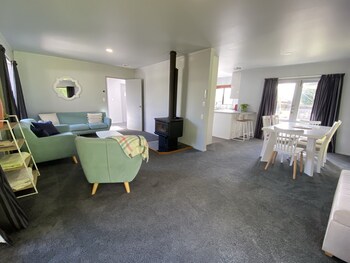 motuoapa bay chalets