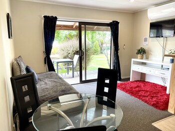 motuoapa bay chalets