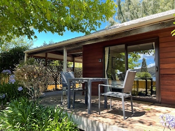 motuoapa bay chalets