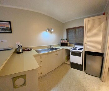 motuoapa bay chalets