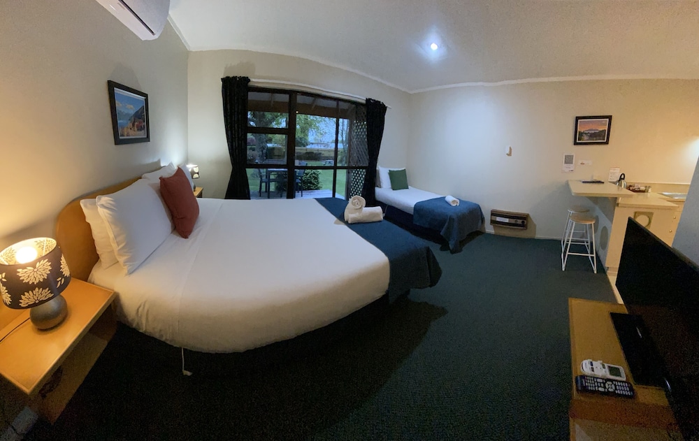 motuoapa bay chalets