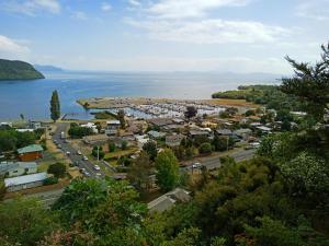 Motuoapa Bay Chalets,,3.5 star