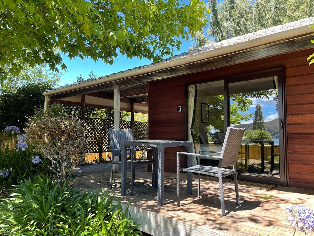 motuoapa bay chalets