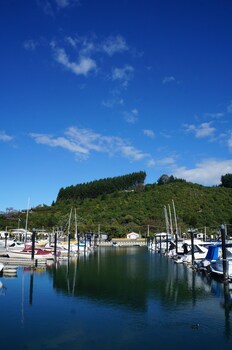 motuoapa bay chalets