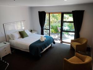 motuoapa bay chalets