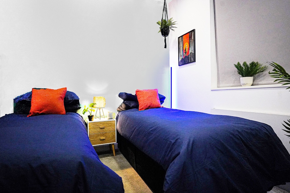 luxury stevenage town centre apartment