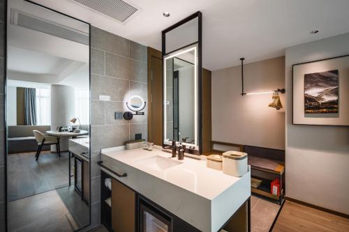 atour hotel shenyang changbai island