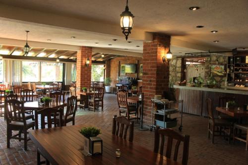 hotel meson del puente