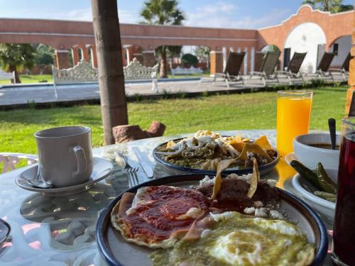 hotel meson del puente