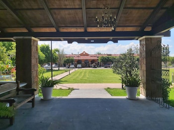 hotel meson del puente