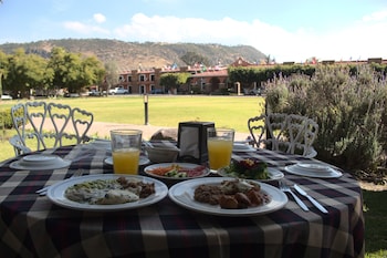 hotel meson del puente