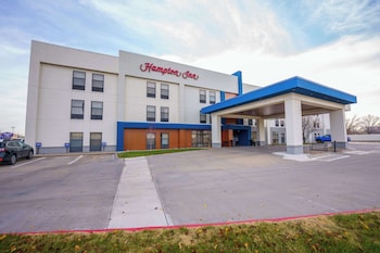 hampton inn hutchinson