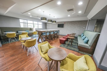 Hampton Inn Hutchinson,Reno County>>Hutchinson,3 star