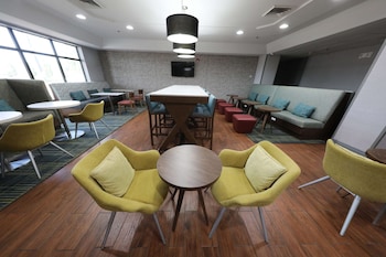 hampton inn hutchinson