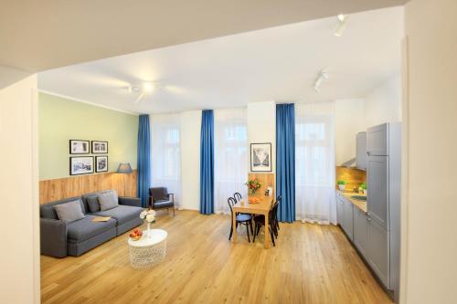 jimmys apartments dandelion