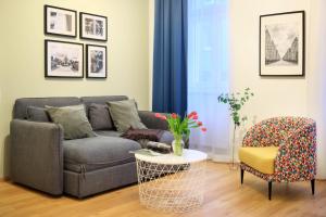 jimmys apartments dandelion